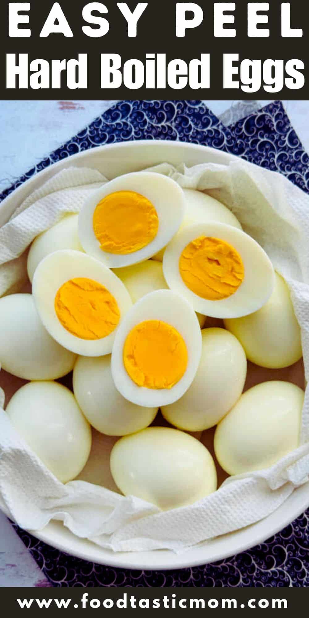 A pot of water and white vinegar are all that's needed for easy peel eggs. Farm-fresh eggs or older eggs, the egg shells will slide right off.  via @foodtasticmom