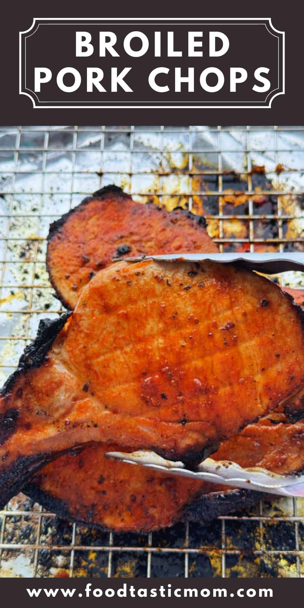 Broiled Pork Chops are tender and perfectly seasoned. They are a delicious and easy dinner your whole family will love. via @foodtasticmom