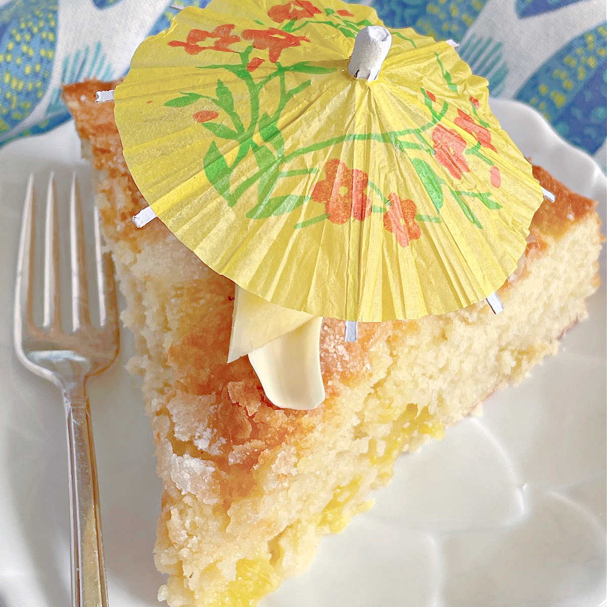 Real Easy Pineapple Cake Recipe by myra.rasmussen - Cookpad