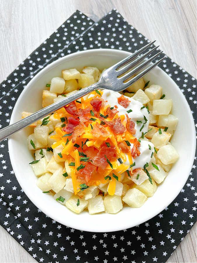 Air Fryer Hash Browns - Fresh and Frozen - The Travel Palate